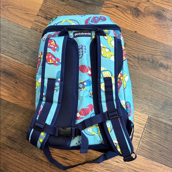 geckobrands Backpack Cooler - Picture 2 of 8